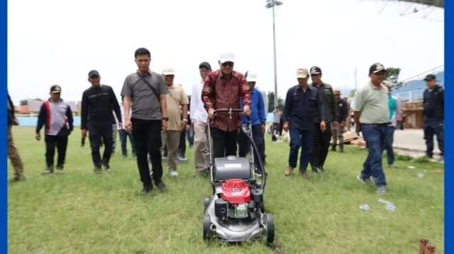 Walikota Alfin Bersama Wakil Walikota Azhar Hamzah Memimpin Pembersihan Hut Ke 17 Kota Sungai Penuhfoto Humas Dna Protokoler Setda Kota Sungaipenuh