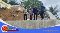 Tim Pidsus Kejari Sungai Penuh Melakukan Pengecekan Proyek Kantor Camat Tanah Cogok
