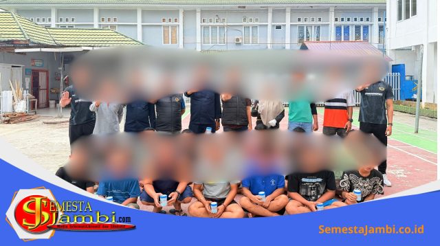 Tes Urine Pegawai Dan Warga Binaan Di Rutan Sungai Penuh