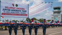Jupiter Aerobatic Team Tni Au Tiba Di Lanud Anang Busra Tarakan Sebelum Menjalankan Misi Internasional Ke Brunei Darussalam