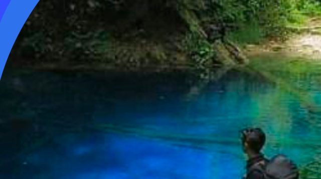 Pemandangan Danau Kaco Kerinci Dengan Air Biru Jernih