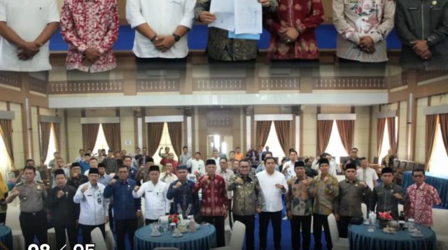 Sosialisasi Pembangunan Ipam Rawang Berkapasitas 50 Liter Per Detik Di Aula Kantor Wali Kota Sungai Penuh