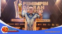 Wali Kota Sungai Penuh Alfin Menerima Pemimpin Daerah Award 2026 Kategori Apresiasi Inovasi Daerah Dari Inewstv Di Jakarta